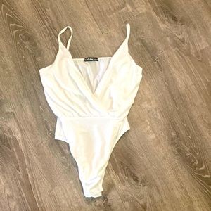 ChicMe Sz M White Tank Crossover Bodysuit